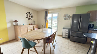  Maison  vendre 6 pices 143 m