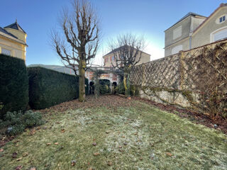  Propri�t�/ch�teau � vendre 11 pi�ces 240 m�