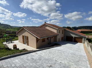  Maison  vendre 6 pices 143 m