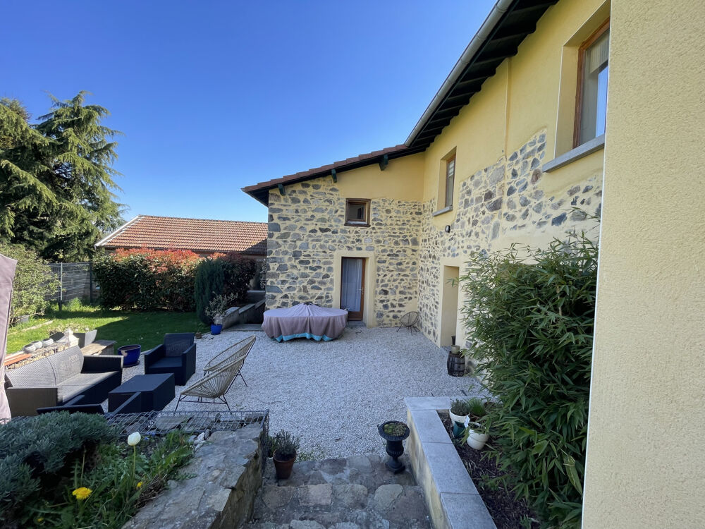 Maison de village au charme intemporel