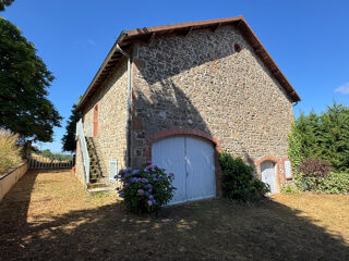  Propriété/château à vendre 8 pièces 256 m²