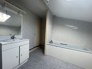  Immeuble  vendre 8 pices 300 m