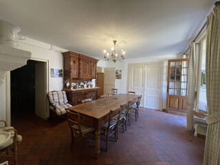  Propri�t�/ch�teau � vendre 8 pi�ces 256 m�