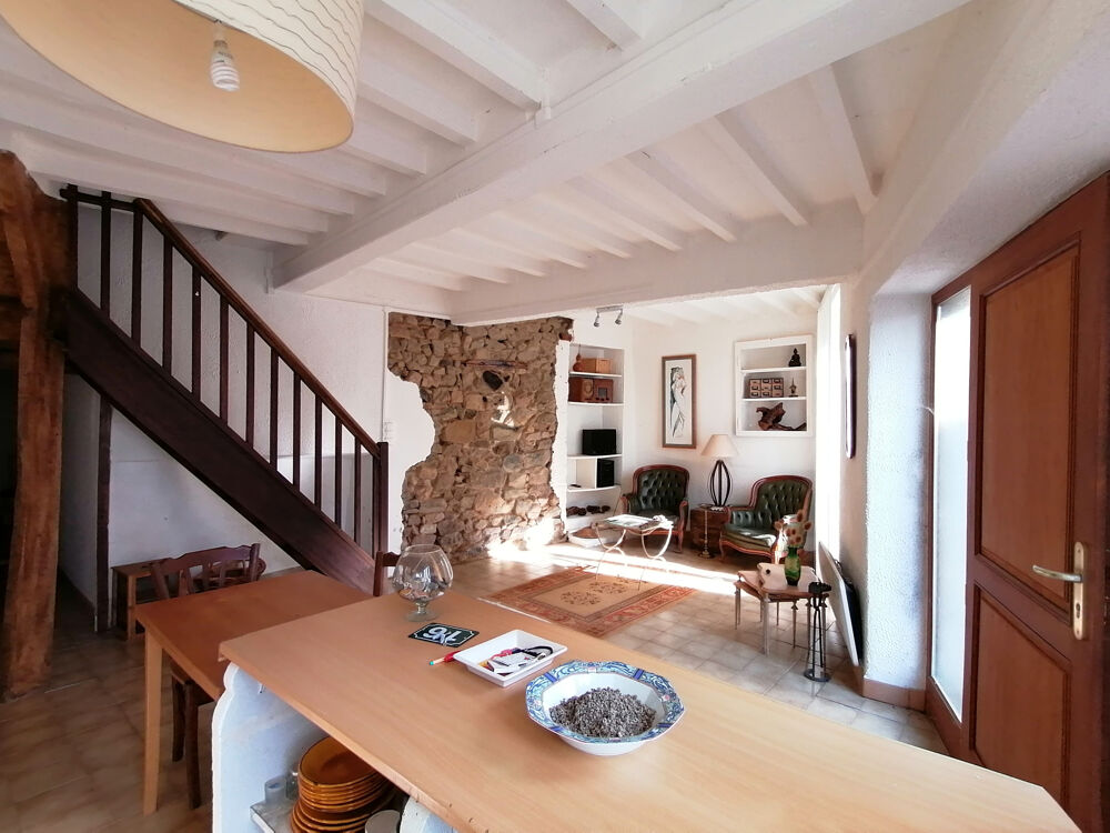 Maison de village - 75m2 - 2 chambres - Grenier - 69170 TARARE