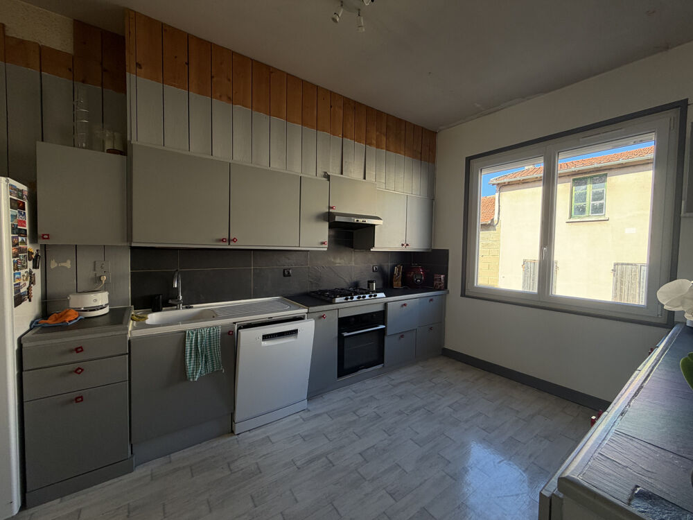 Vente Maison MAISON DE VILLAGE - 5 PIECES - SAINT-JUST-LA-PENDUE St just la pendue
