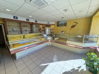  Immeuble à vendre 10 pièces 220 m²