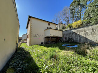  Maison  vendre 6 pices 232 m