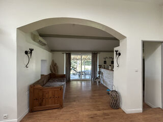  Maison  vendre 8 pices 225 m