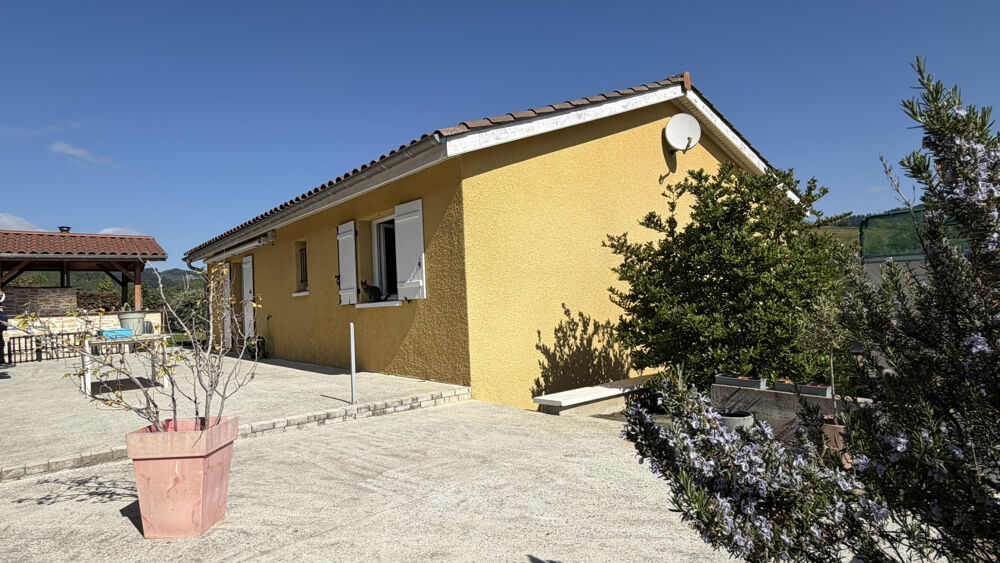Vente Maison Vila avec sous sol complet et vue dégagée Tarare