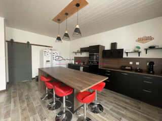  Maison  vendre 8 pices 186 m