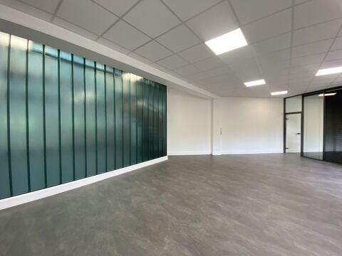   Bureaux - A LOUER - 163 m² non divisibles 