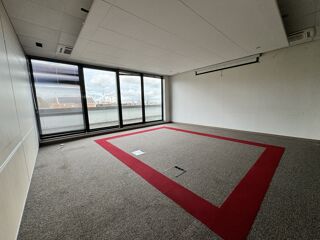   Bureaux - A LOUER - 246 m² non divisibles Rosny sous bois