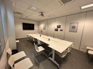   Bureaux - A LOUER - 135 m² non divisibles Pantin