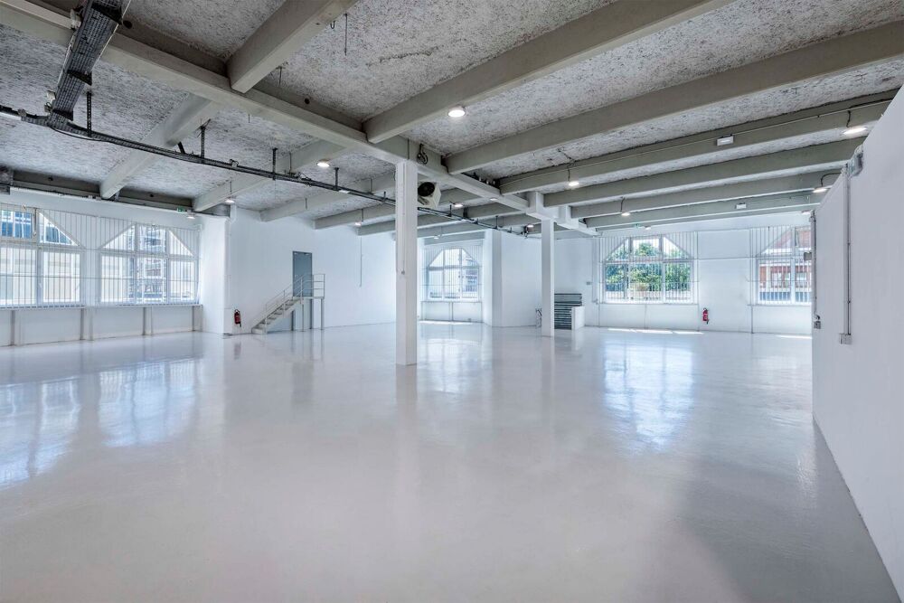   Locaux d'activité - A LOUER - 519 m² non divisibles Aubervilliers
