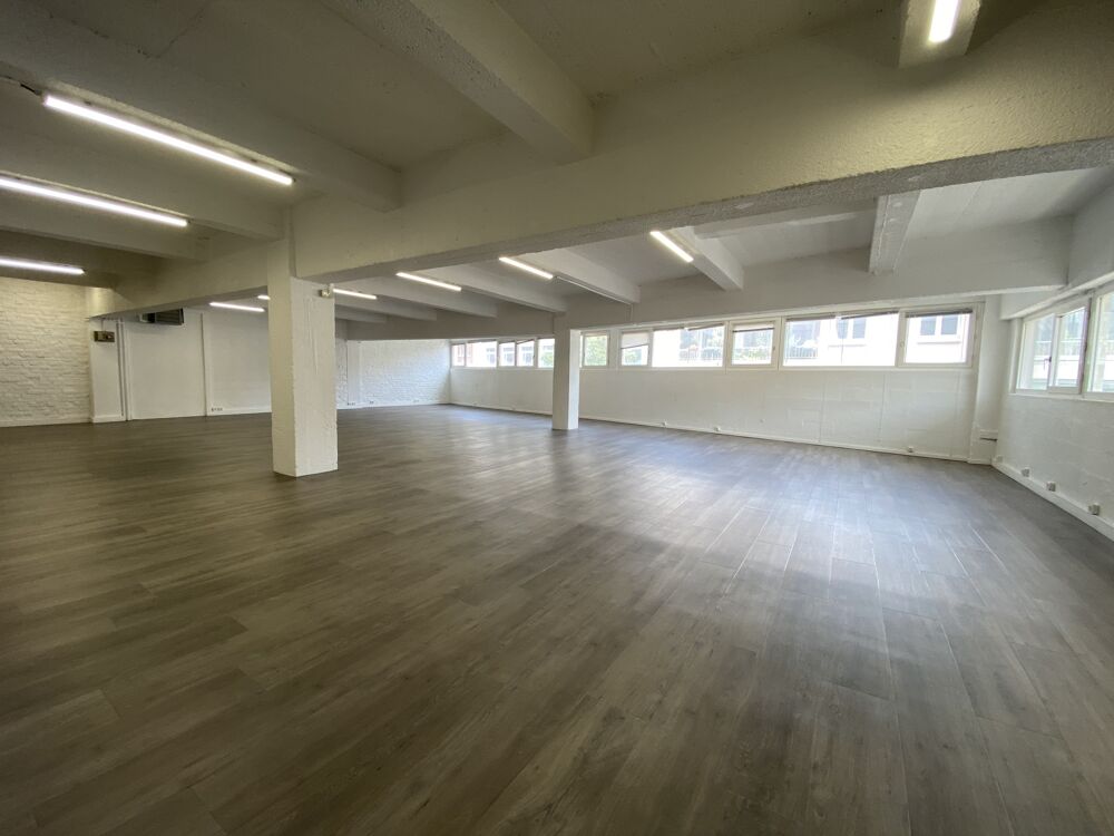   Bureaux - A LOUER - 207 m² non divisibles Montreuil