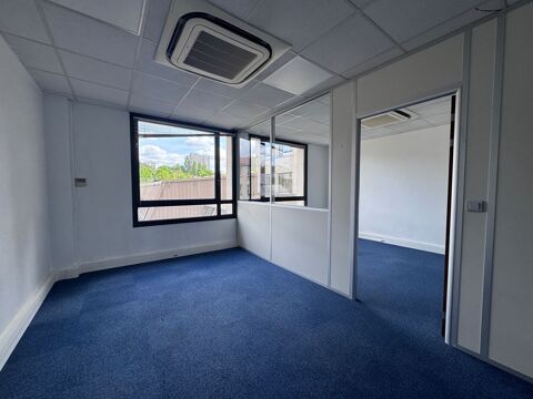   Bureaux - A LOUER - 163 m² non divisibles 