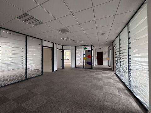   Bureaux - A VENDRE - 331 m² non divisibles 