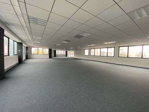   Bureaux - A VENDRE - 514 m² divisibles à partir de 222 m² 