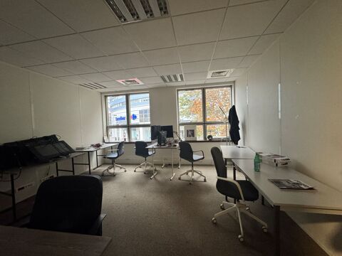   Bureaux - A VENDRE - 331 m² non divisibles 