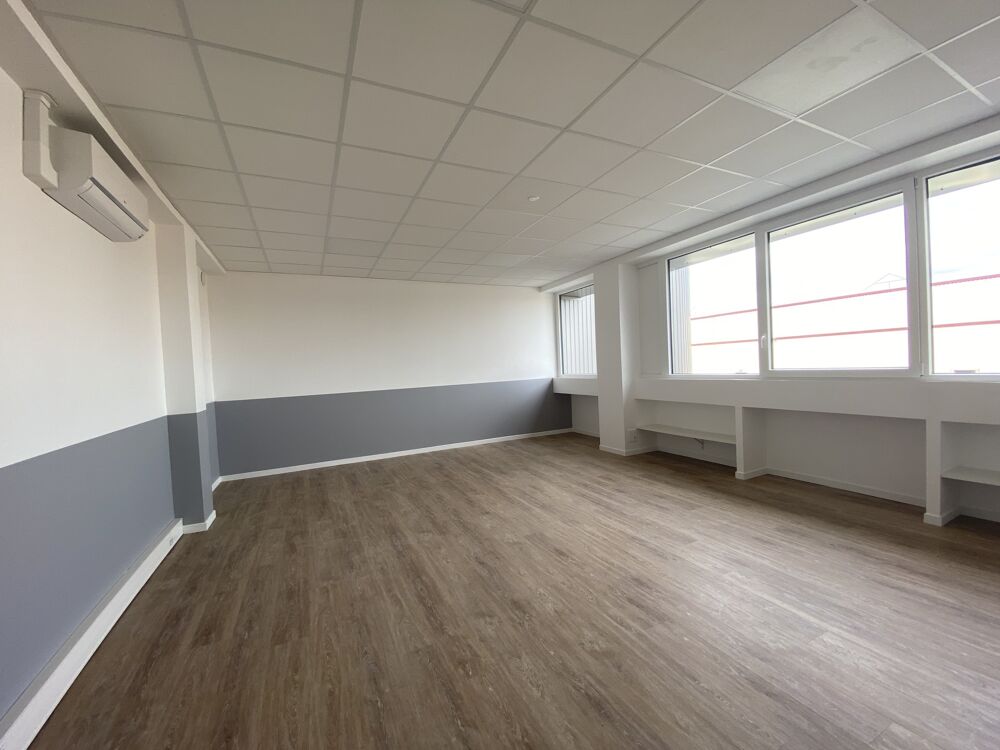   Bureaux - A LOUER - 65 m² non divisibles Rosny sous bois