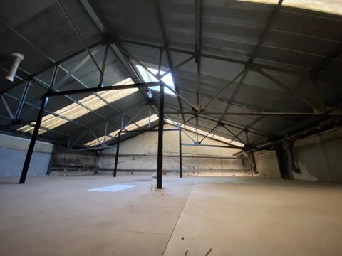 Locaux d'activit&eacute; - A LOUER - 280 m&sup2; non divisibles 4900 93100 Montreuil