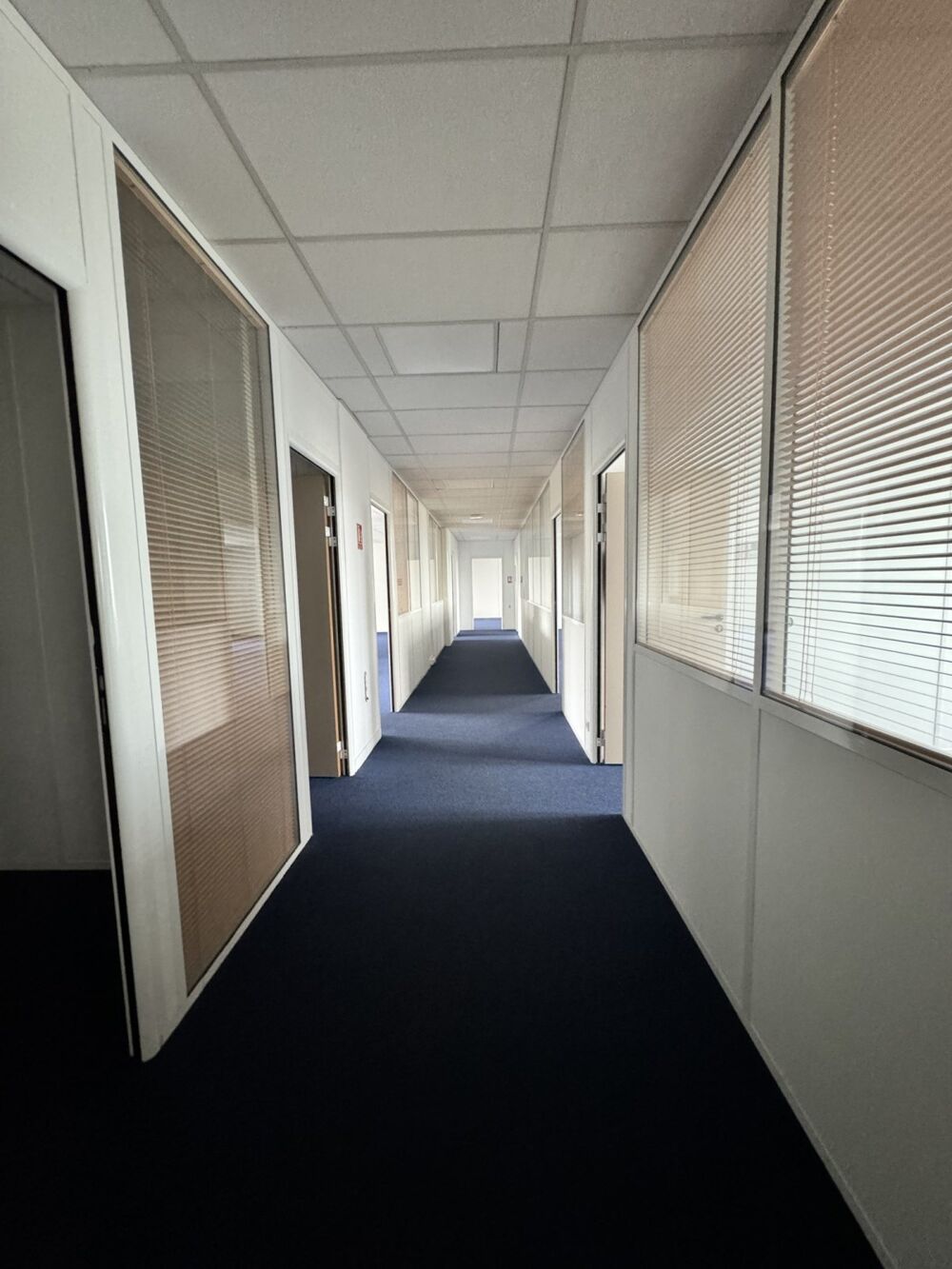   Bureaux - A LOUER - 297 m² non divisibles Pantin