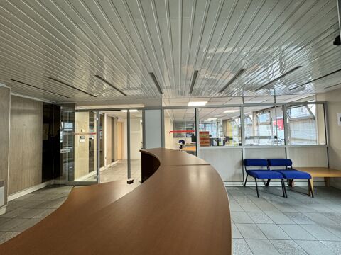   Bureaux - A LOUER - 172 m² non divisibles 