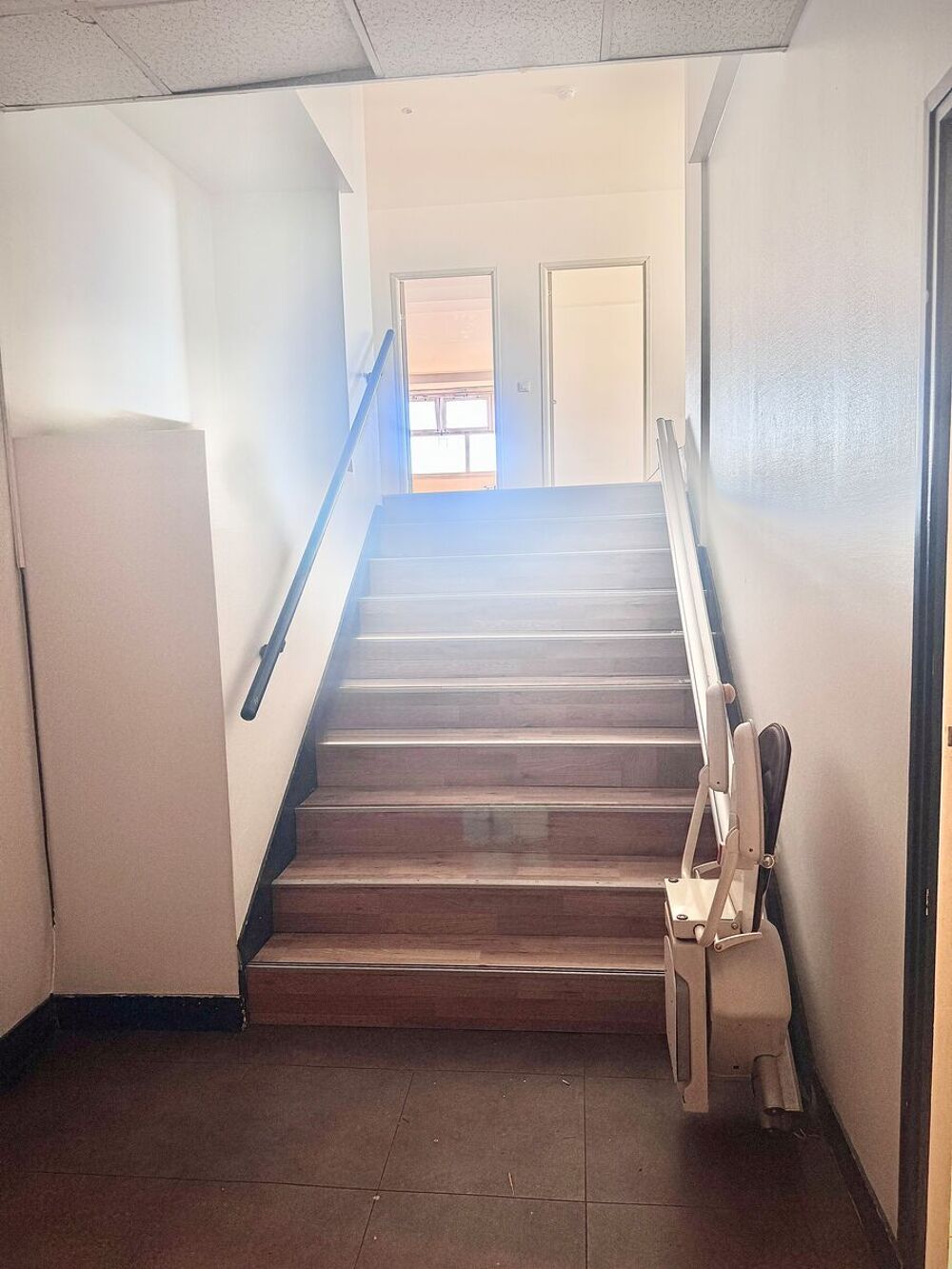   Bureaux - A VENDRE - 235 m² non divisibles Bagnolet