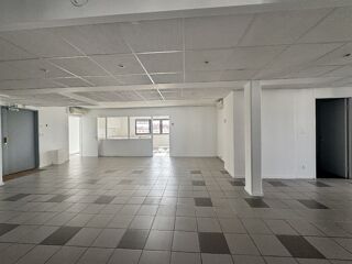   Bureaux - A LOUER - 473 m² non divisibles Ivry sur seine