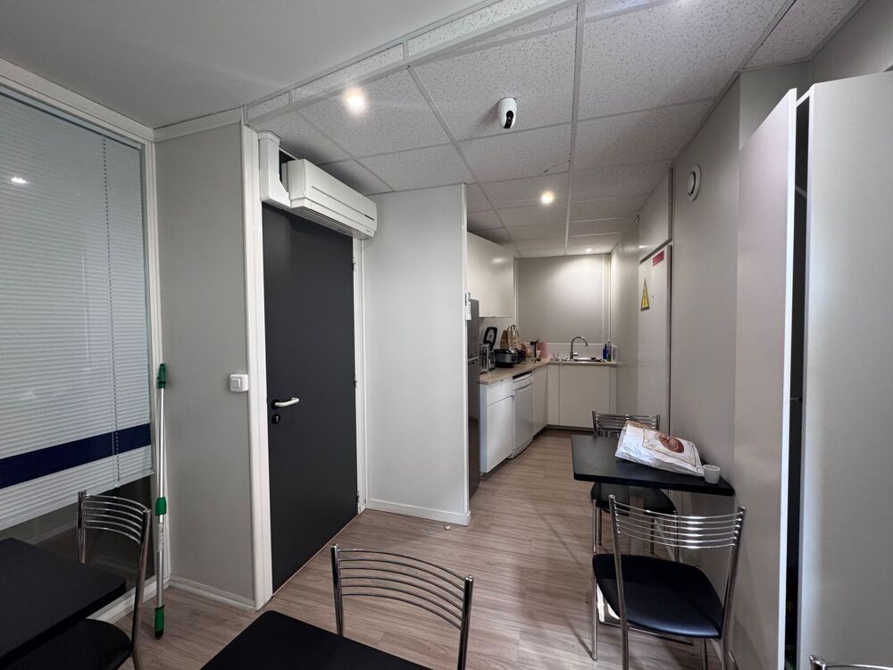   Bureaux - A VENDRE - 204 m² non divisibles Montreuil