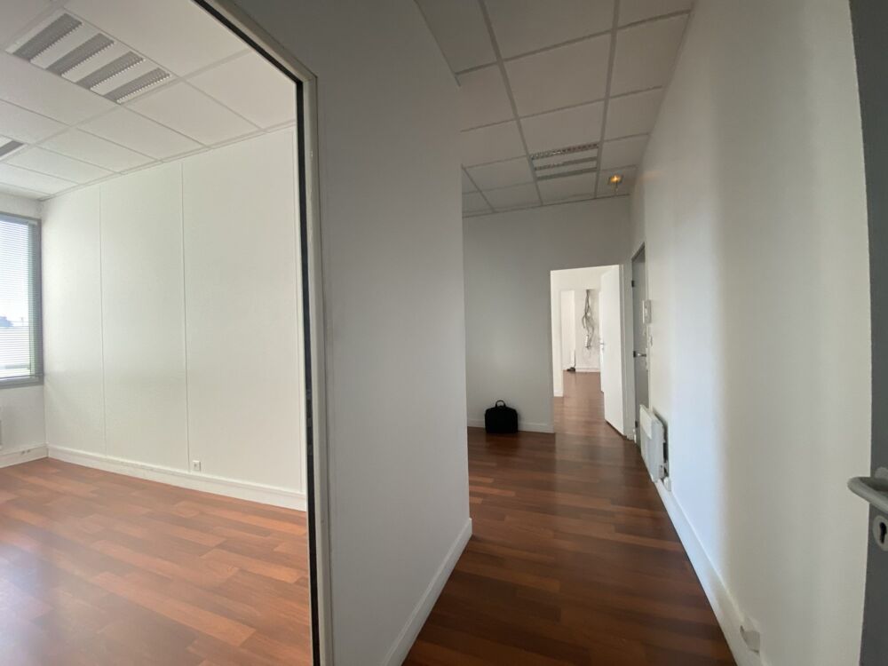   Bureaux - A LOUER - 103 m² non divisibles Saint ouen
