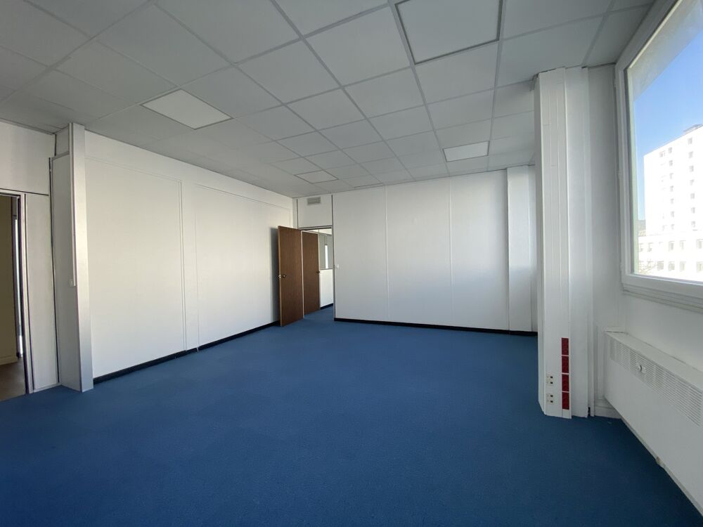  Bureaux - A LOUER - 250 m² non divisibles 