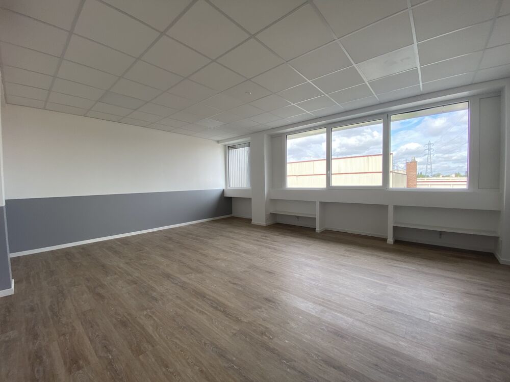   Bureaux - A LOUER - 146 m² divisibles à partir de 25 m² Rosny sous bois