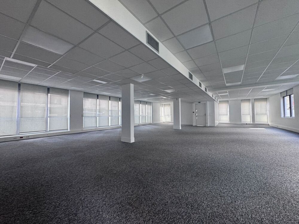   Bureaux - A LOUER - 585 m² divisibles à partir de 175 m² Montreuil