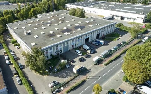 Locaux d'activit&eacute; - A LOUER - 1&nbsp;789 m&sup2; divisibles &agrave; partir de 732 m&sup2; 13418 95200 Sarcelles