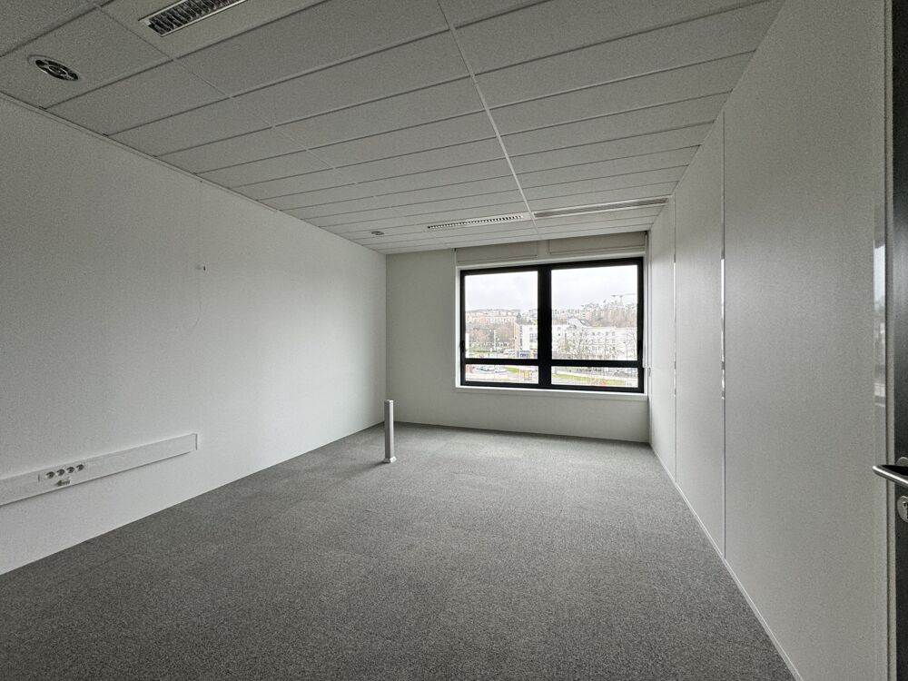   Bureaux - A LOUER - 706 m² divisibles à partir de 353 m² Rosny sous bois