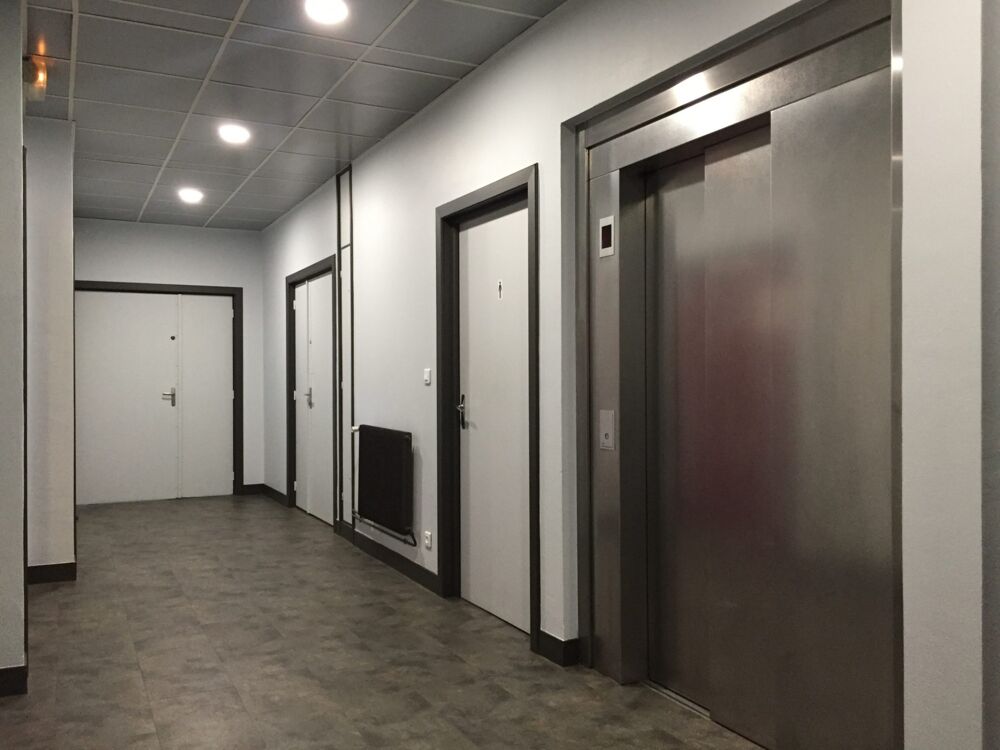   Bureaux - A LOUER - 160 m² non divisibles Montreuil