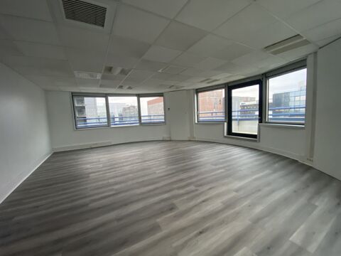Bureaux - A LOUER - 200 m&sup2; non divisibles 2250 93160 Noisy le grand