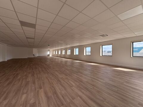   Bureaux - A LOUER - 281 m² non divisibles 