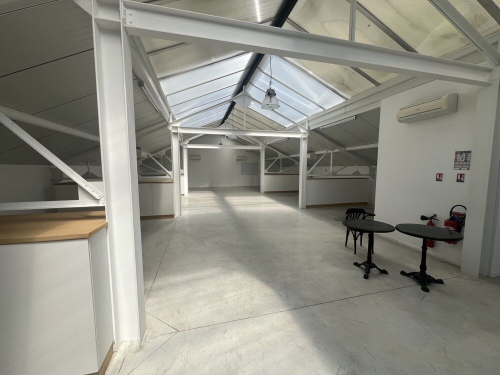   Locaux d'activité - A VENDRE - 430 m² non divisibles Saint maur des fosses