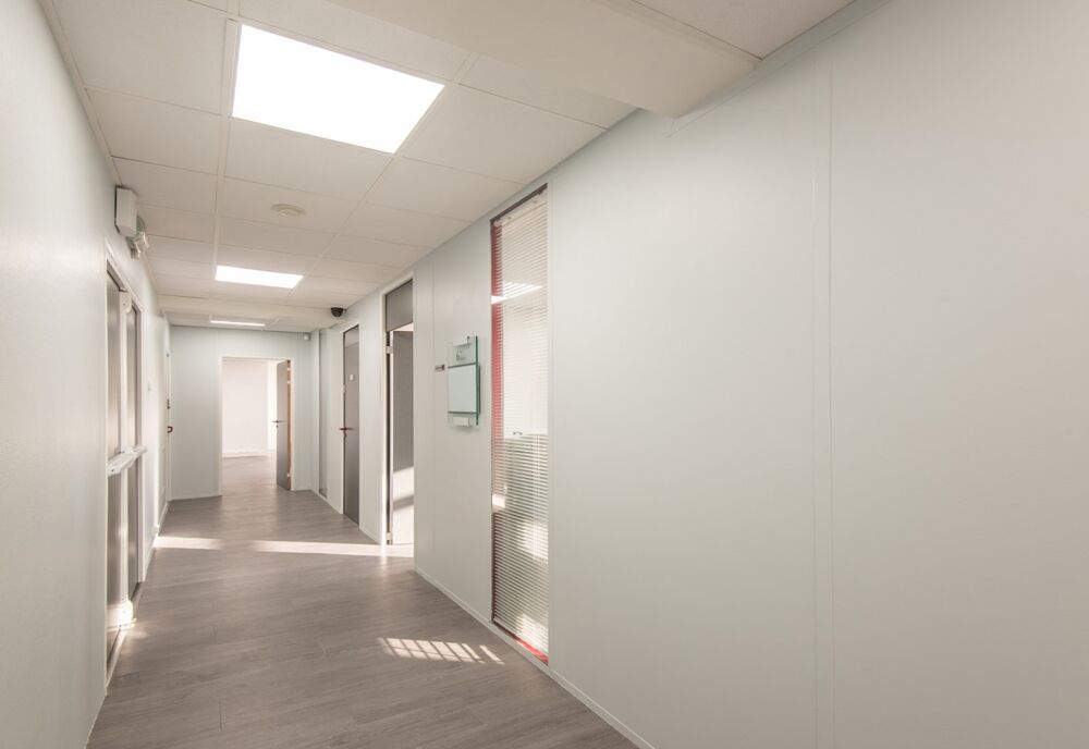   Bureaux - A LOUER - 258 m² divisibles à partir de 17 m² Montreuil