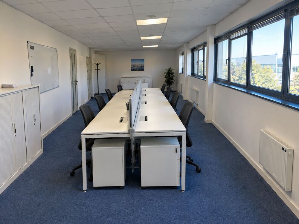   Bureaux - A VENDRE - 74 m² non divisibles 