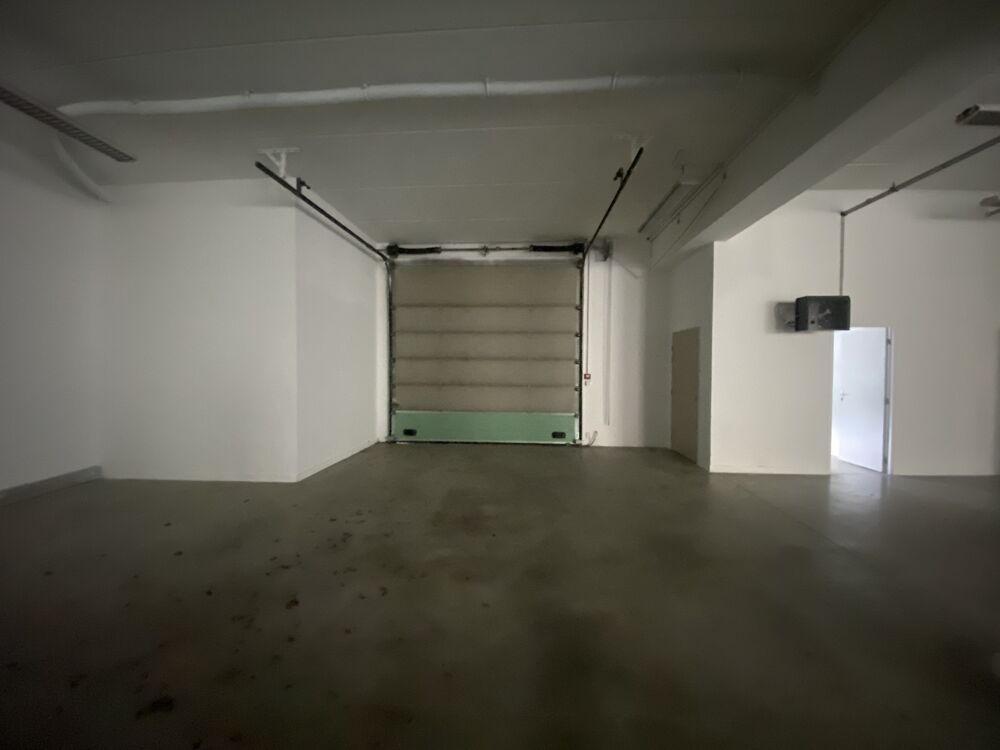   Locaux d'activité - A LOUER - 642 m² non divisibles Chevilly larue