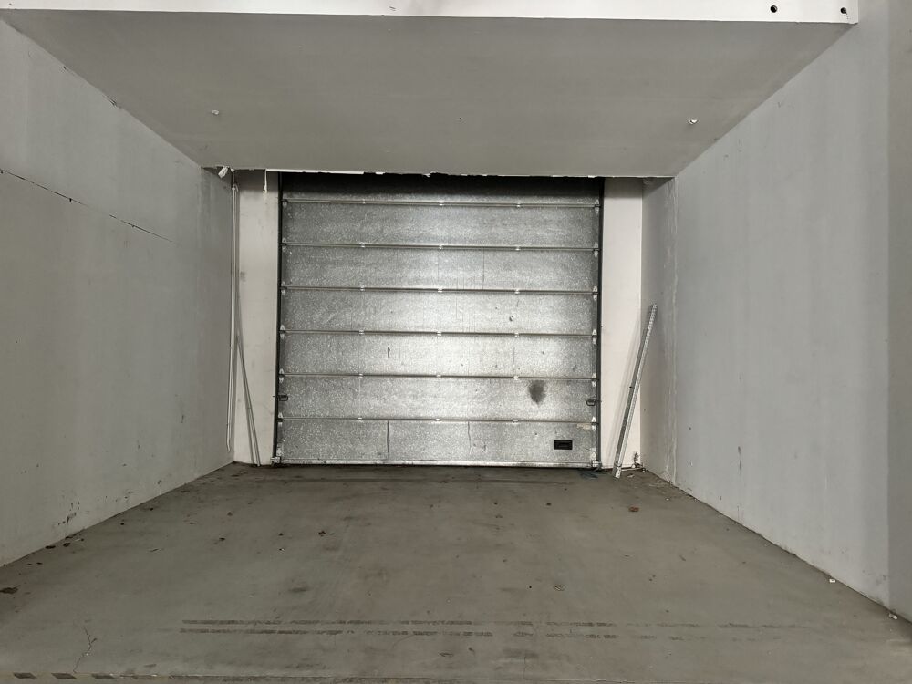   Locaux d'activité - A LOUER - 1 160 m² divisibles à partir de 550 m² Villepinte