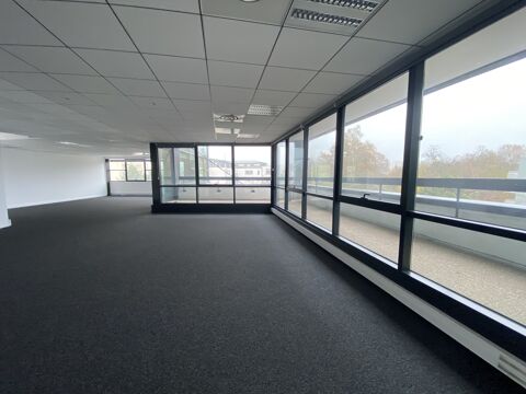   Bureaux - A LOUER - 260 m² non divisibles 