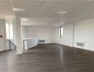   Locaux d'activité - A LOUER - 2 270 m² divisibles à partir de 784 m² Gennevilliers