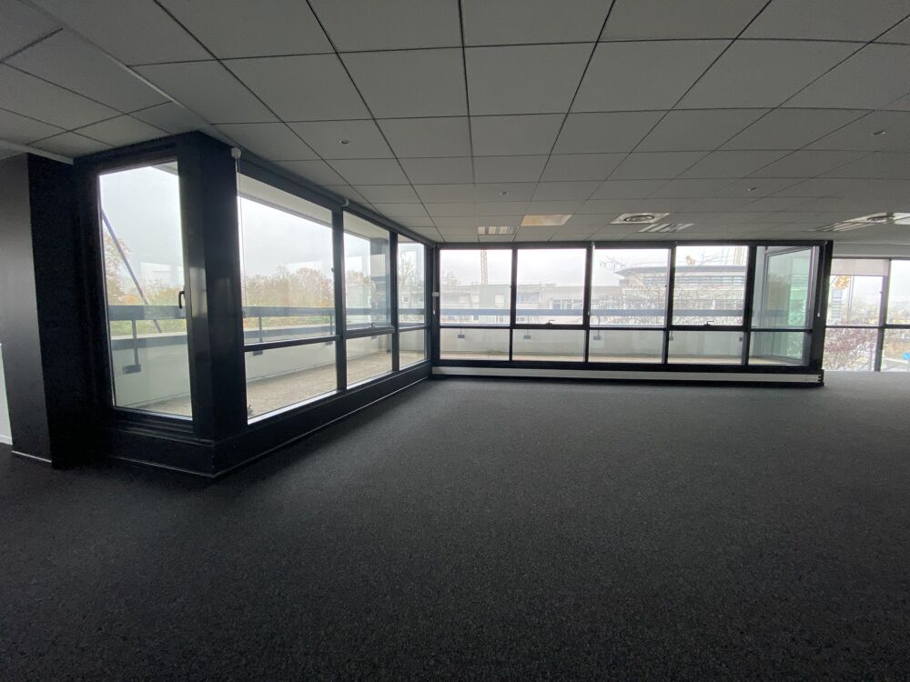  Bureaux - A LOUER - 260 m² non divisibles Chelles
