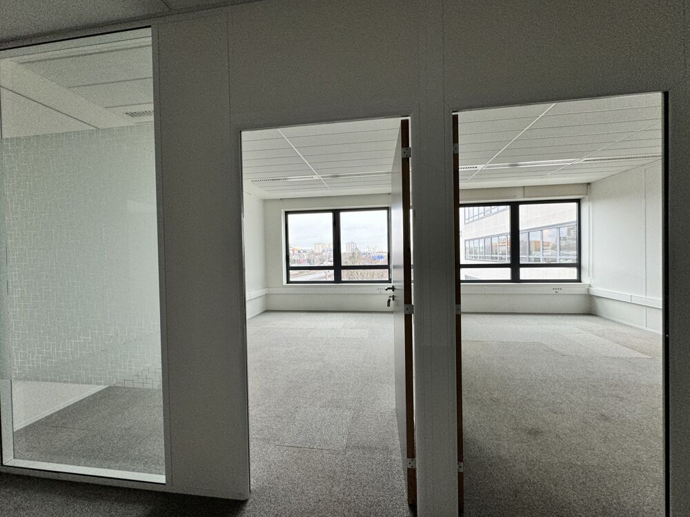  Locaux d'activité - A LOUER - 353 m² non divisibles Rosny sous bois