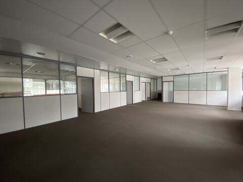 Bureaux - A LOUER - 1&nbsp;907 m&sup2; divisibles &agrave; partir de 346 m&sup2; 28619 94200 Ivry sur seine