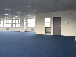   Bureaux - A LOUER - 255 m² non divisibles Montreuil